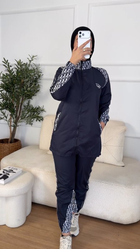 بدلة  رياضية خريفي Christian Dior / كحلي